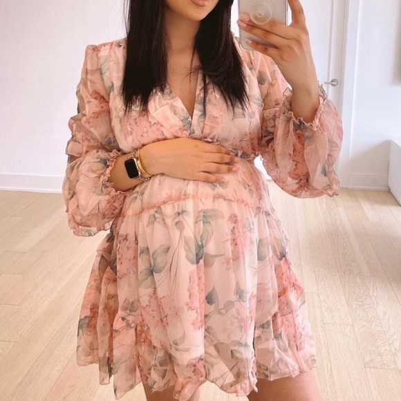 Floral ruffle trim mini dress - Picture 3 of 10